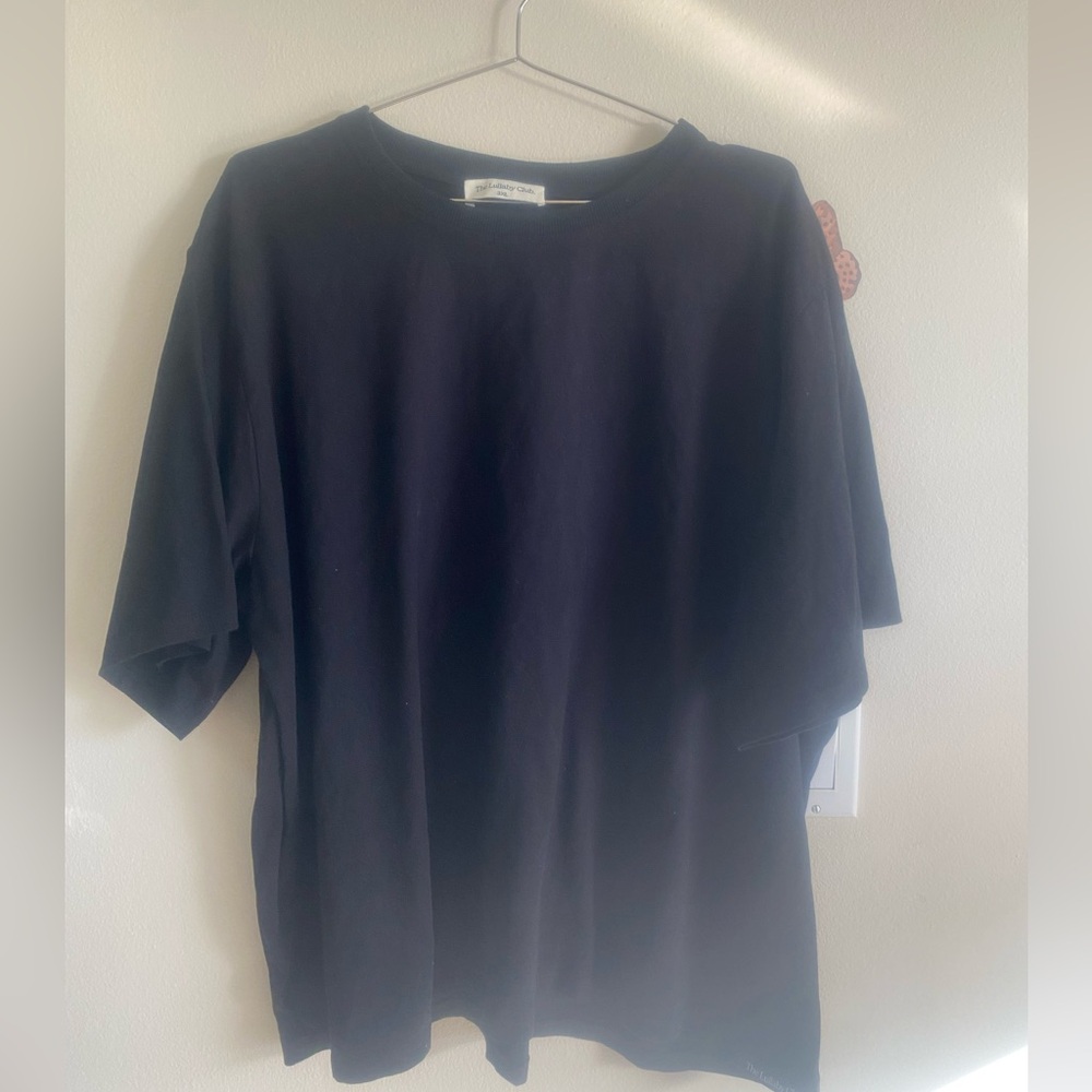 NWOT The Lullaby Club black Essentials Tee 3XL